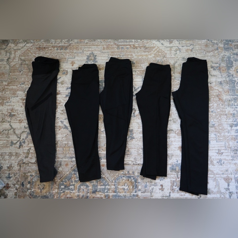5 Pairs of Black Leggings Size Small